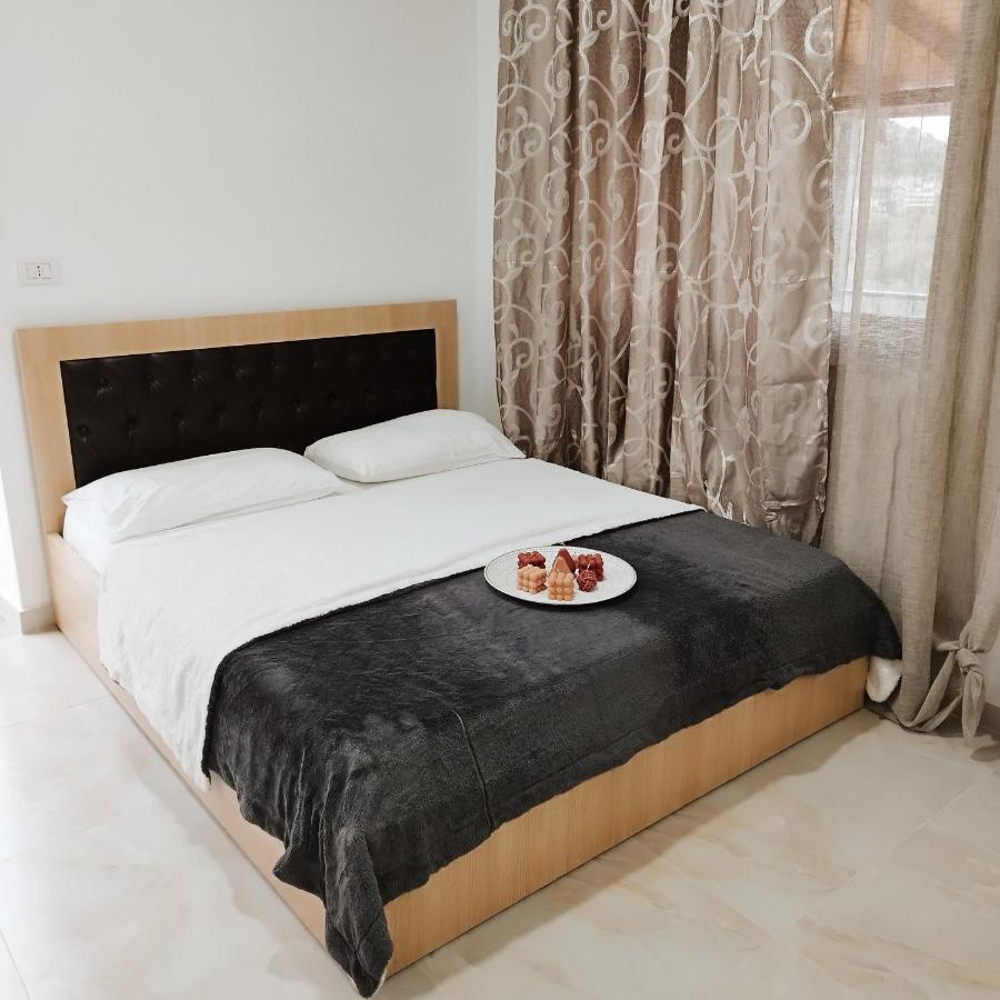Farmhouse 체파로 외부 사진